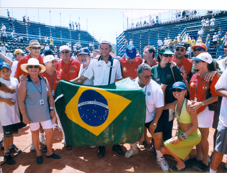 Copa Davis relembre os grandes momentos do Guga na competição